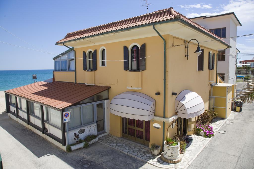 Da Mariolino Hotel Numana Luaran gambar